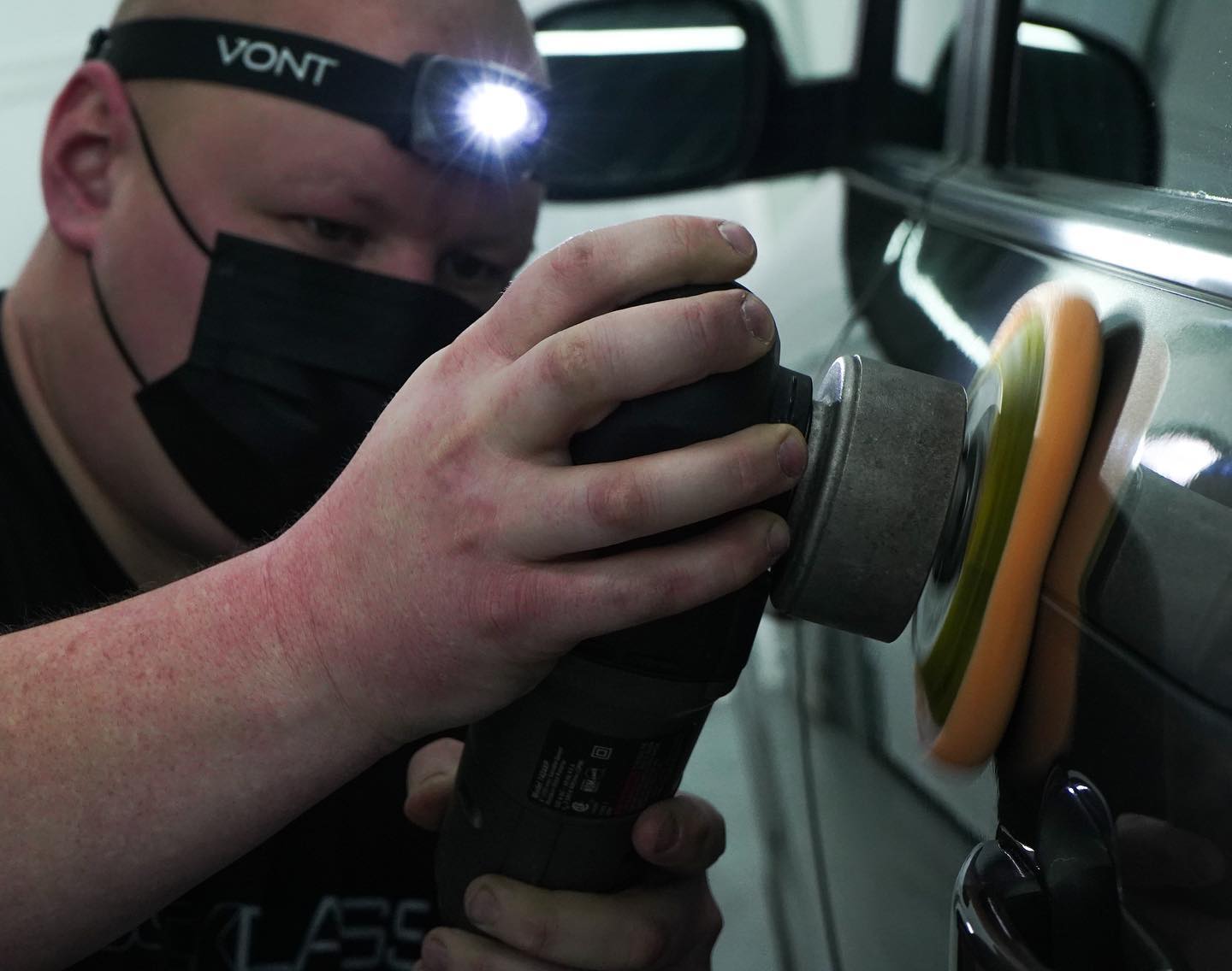 Detailing Buffing Vehicle Door